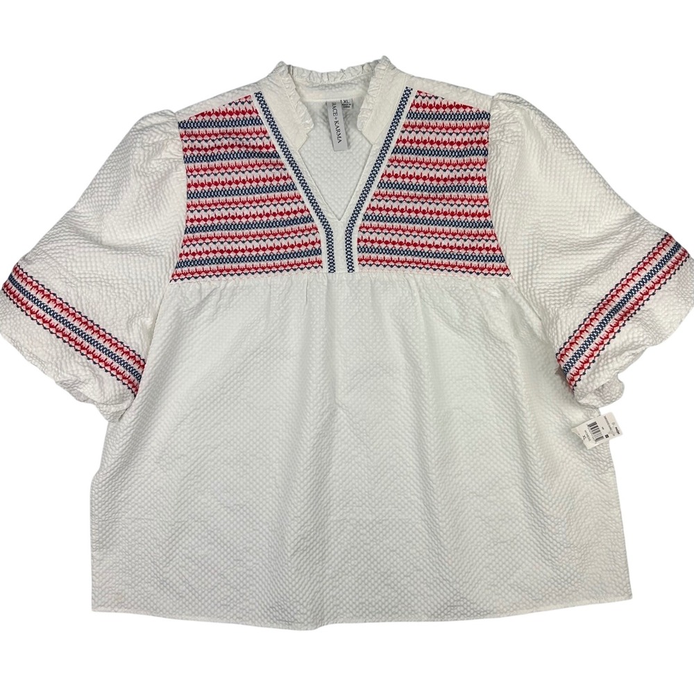 Grace + Karma Womens XL White Embroidered Seersucker Bubble Sleeve Top NWT